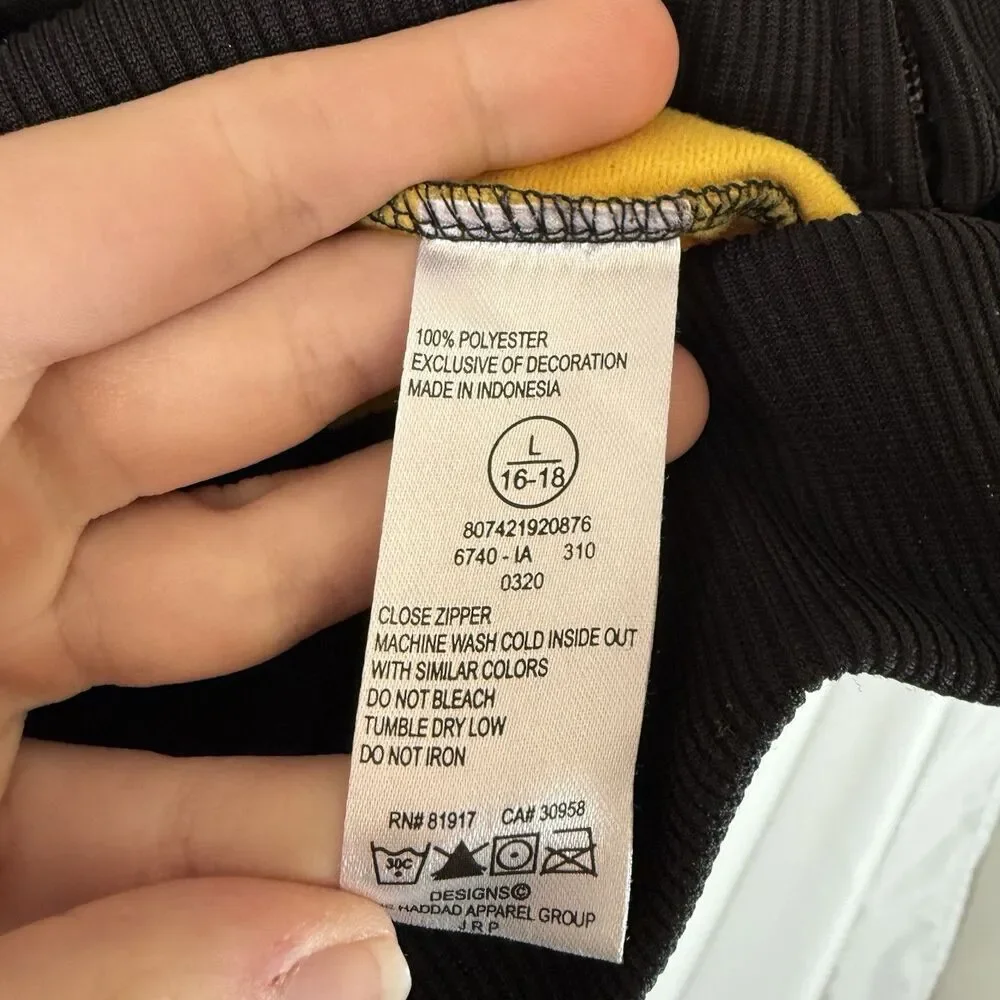 Nike Iowa Hawkeyes Jacket Boys Large Black Yellow Long Sleeve Full Zip